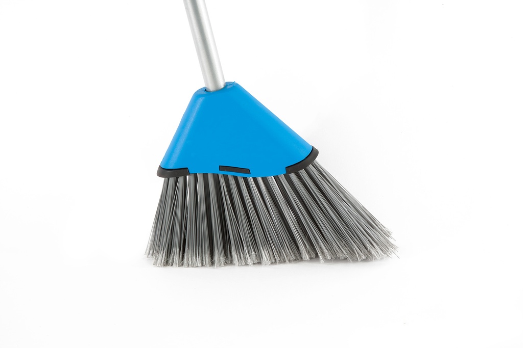 Angle broom