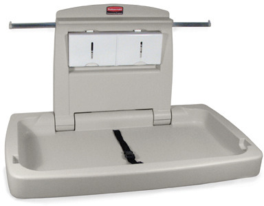 Baby changing station horizontal