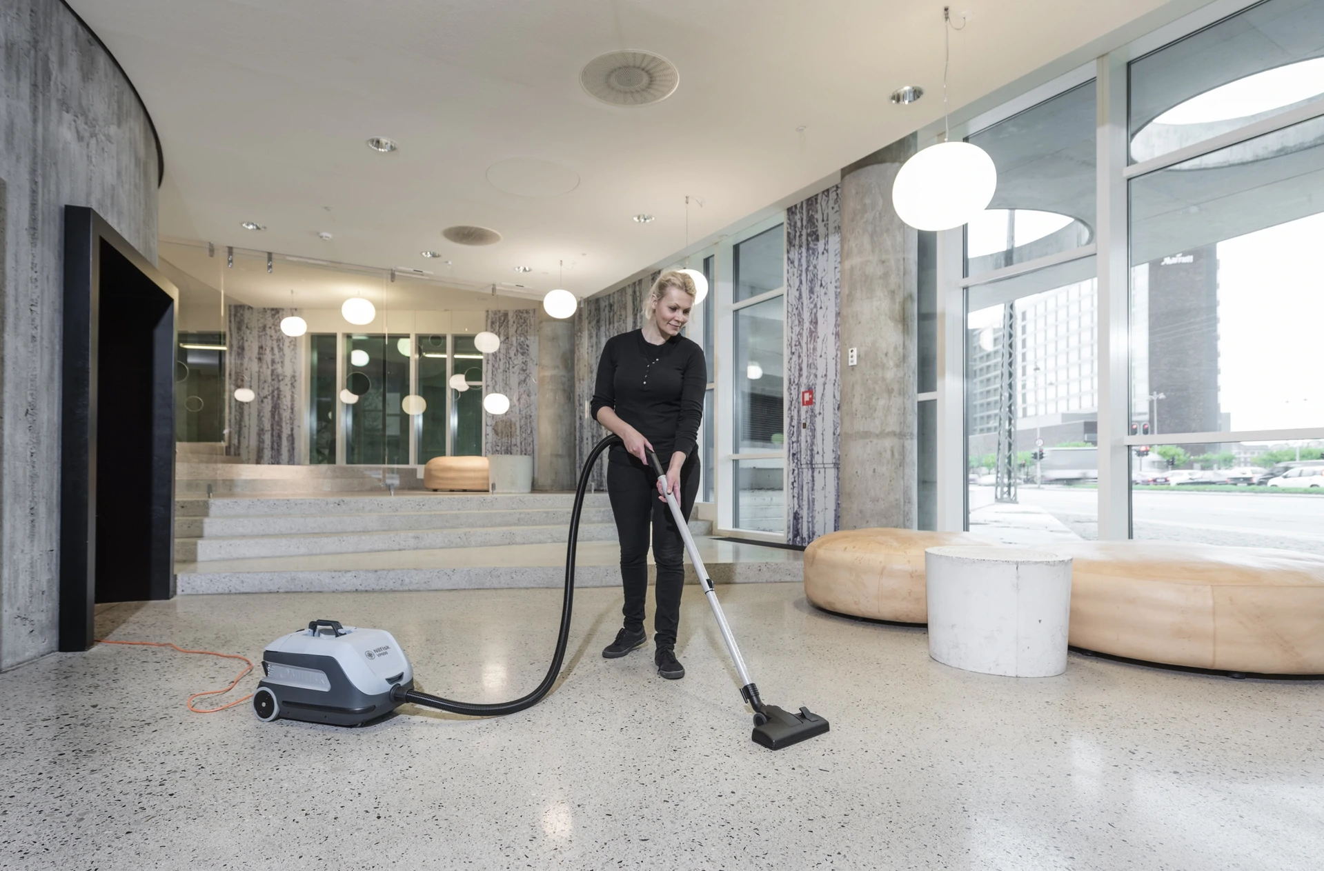 Clarke VP600 STD2 US Canister Vacuum